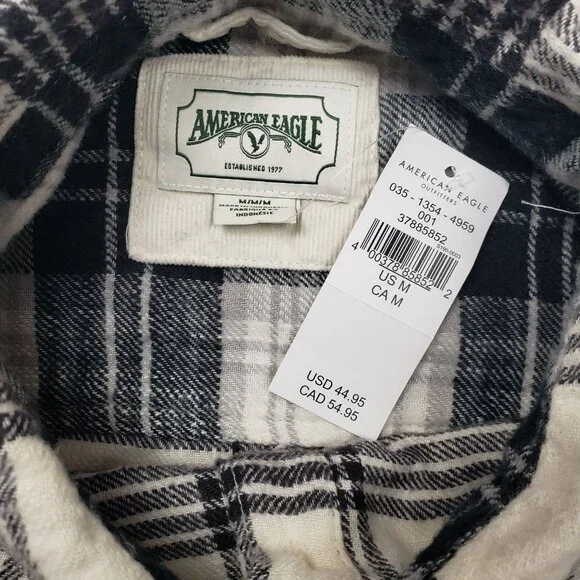 American Eagle Flannel Crop Shirt Women's Medium Black & Cream Plaid Western NWT - Picture 2 of 16